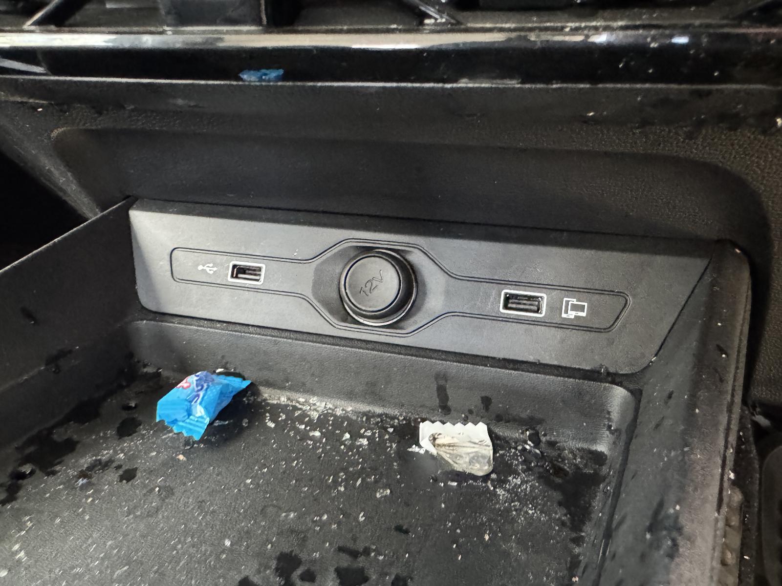View MG MG5 2023 4 Door Sedan Breaking