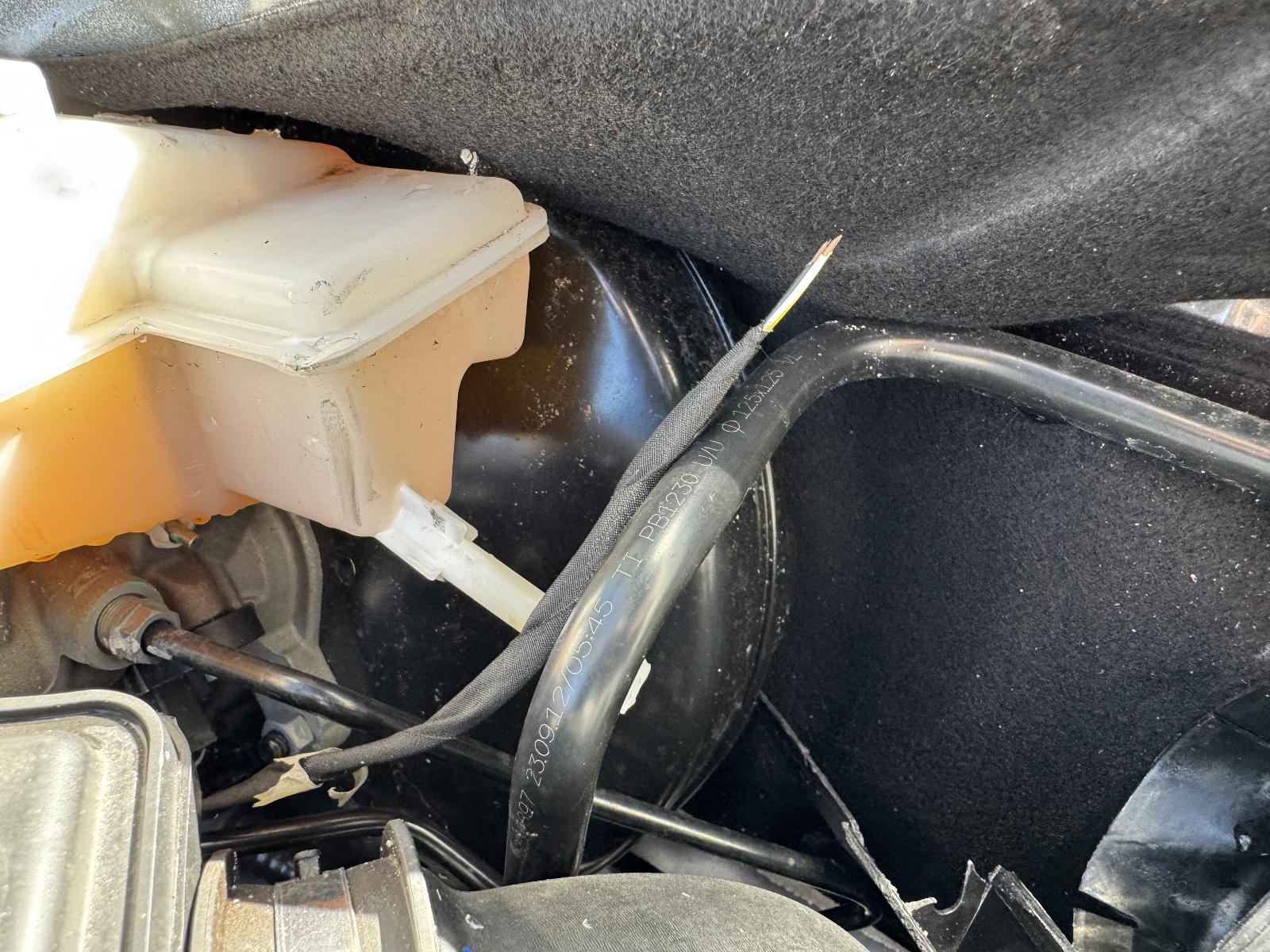 View MG MG5 2023 4 Door Sedan Breaking