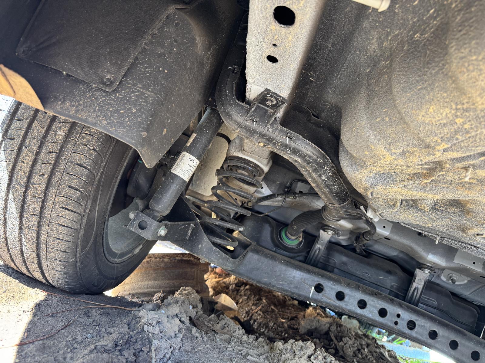 View MG MG5 2023 4 Door Sedan Breaking
