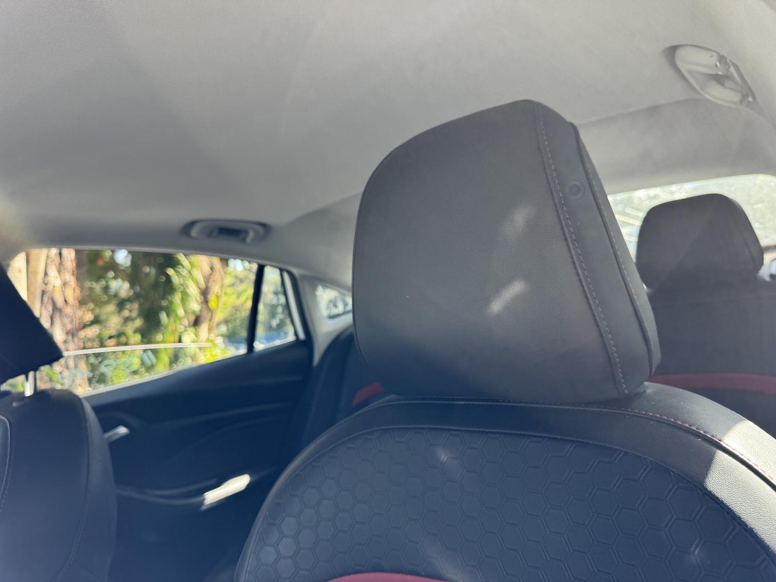 View MG MG5 2023 4 Door Sedan Breaking