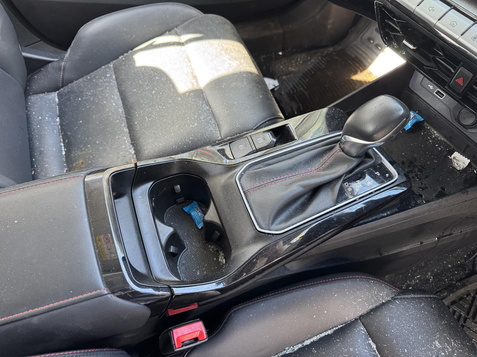 View MG MG5 2023 4 Door Sedan Breaking