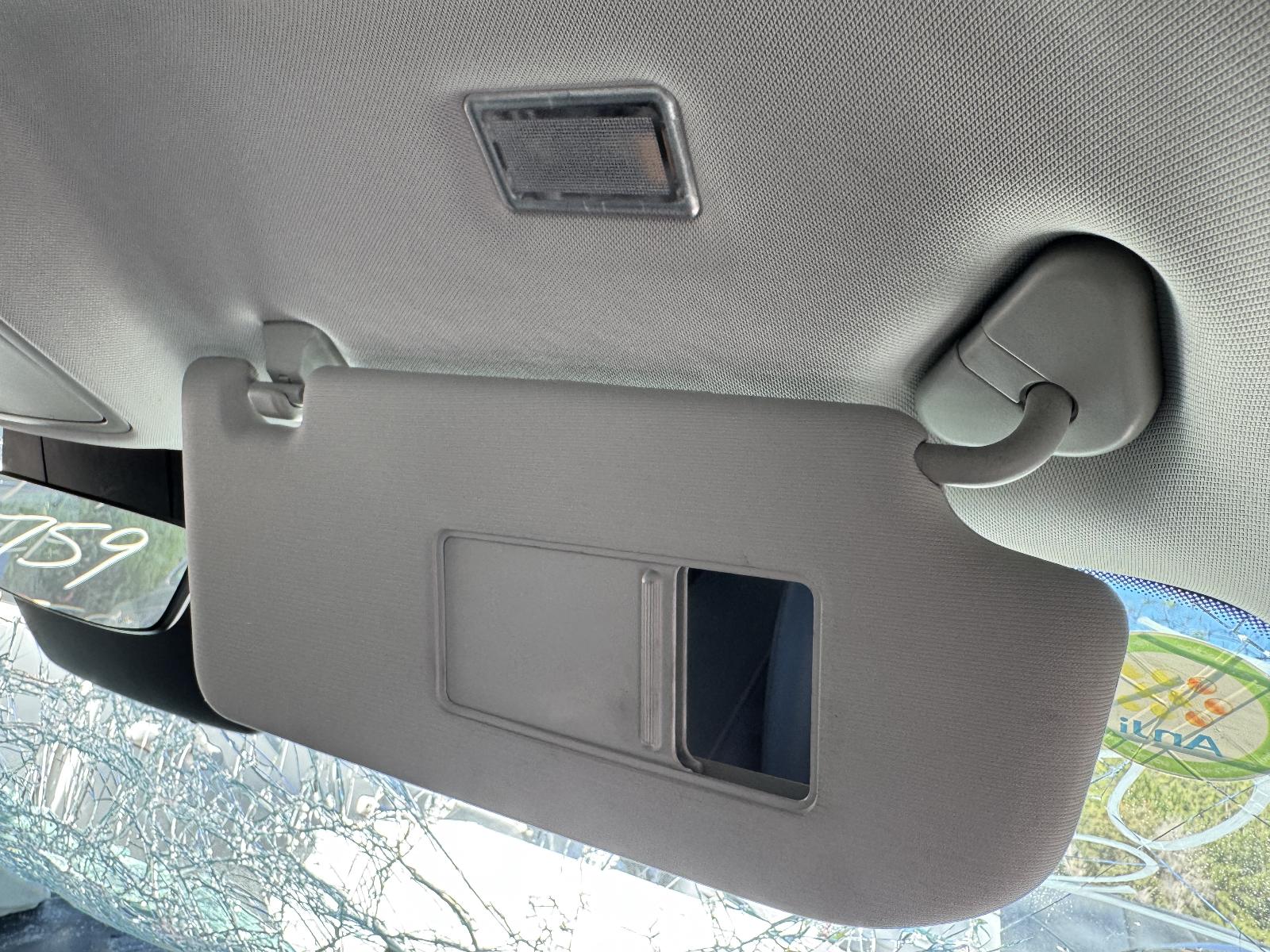 View MG MG5 2023 4 Door Sedan Breaking