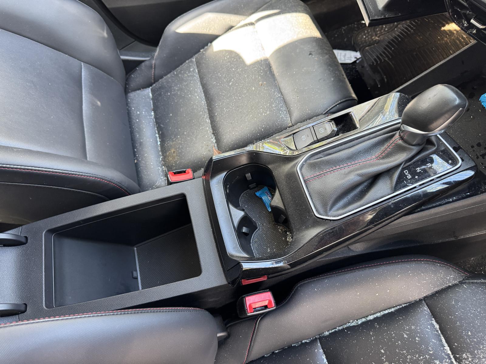 View MG MG5 2023 4 Door Sedan Breaking