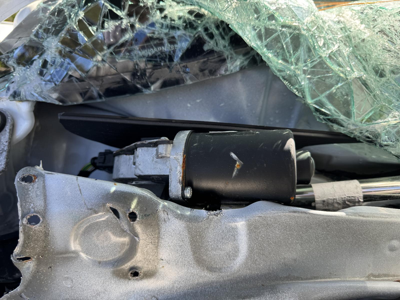 View MG MG5 2023 4 Door Sedan Breaking