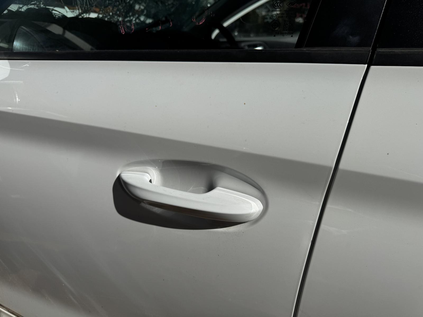 View MG MG5 2023 4 Door Sedan Breaking