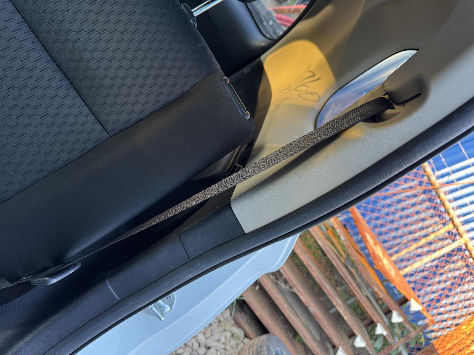 View MITSUBISHI OUTLANDER 2012 5 Door Station Wagon Breaking
