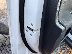 View MITSUBISHI OUTLANDER 2012 5 Door Station Wagon Breaking