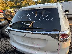 View MITSUBISHI OUTLANDER 2012 5 Door Station Wagon Breaking