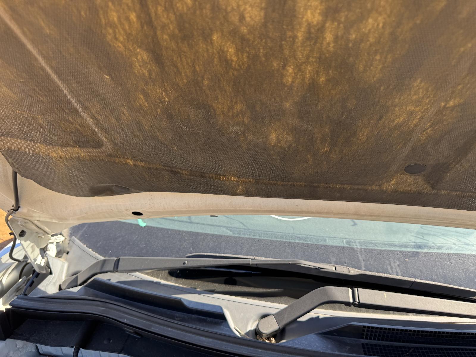 View MITSUBISHI OUTLANDER 2012 5 Door Station Wagon Breaking