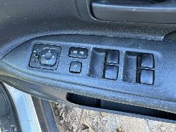 View MITSUBISHI OUTLANDER 2012 5 Door Station Wagon Breaking