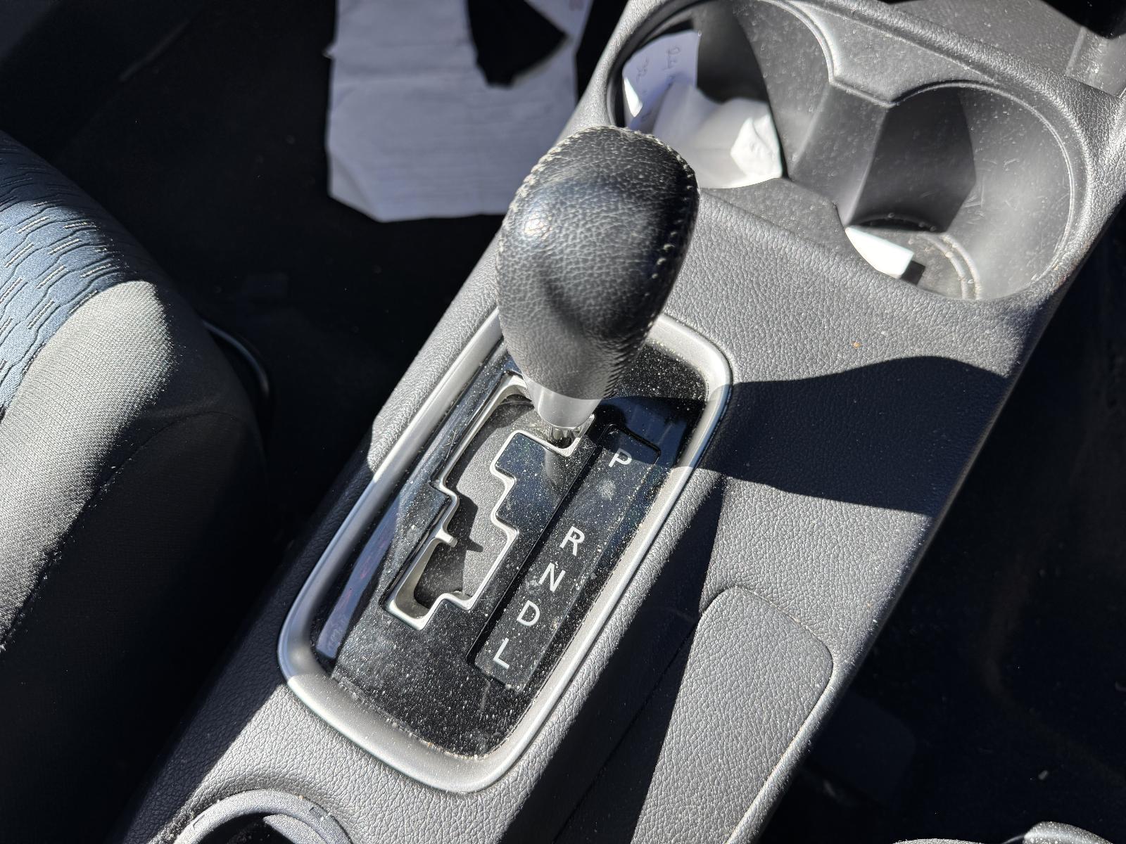 View MITSUBISHI OUTLANDER 2012 5 Door Station Wagon Breaking