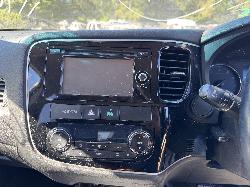 View MITSUBISHI OUTLANDER 2012 5 Door Station Wagon Breaking