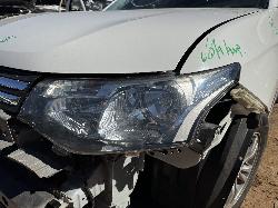 View MITSUBISHI OUTLANDER 2012 5 Door Station Wagon Breaking