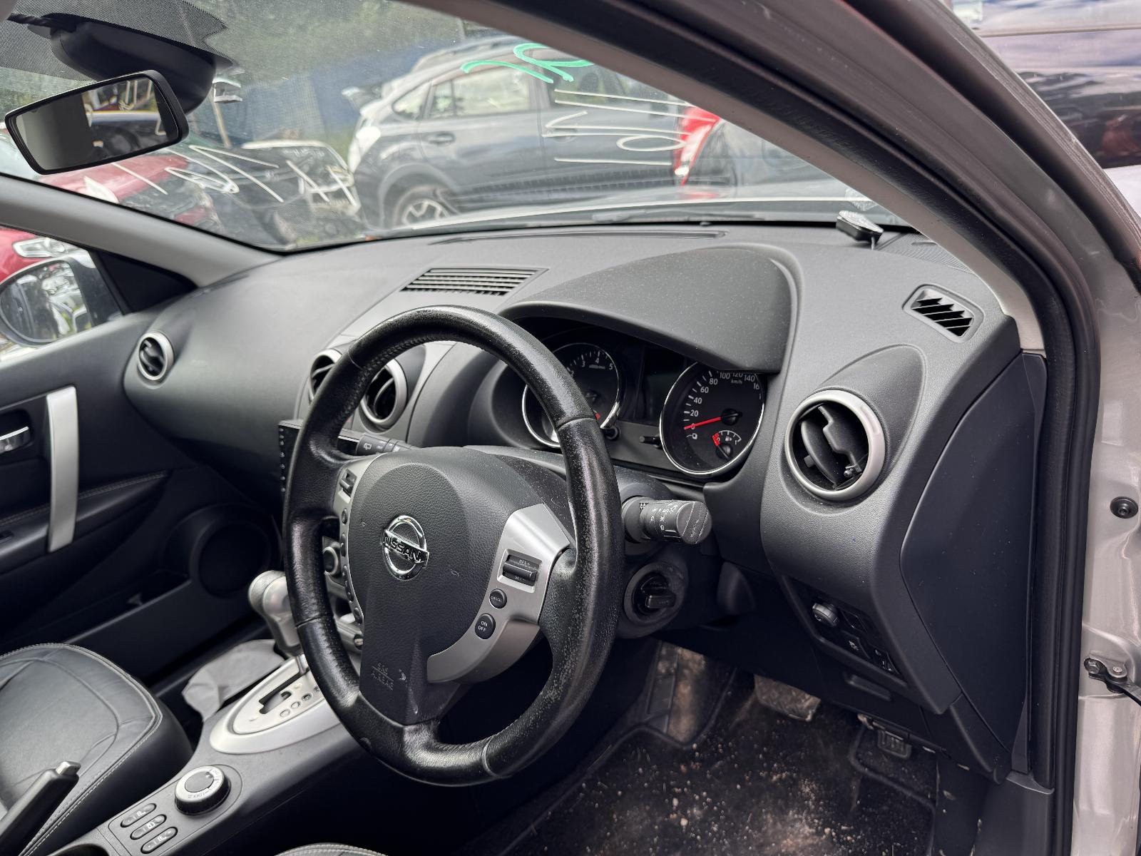 View NISSAN DUALIS 2011 5 Door Station Wagon Breaking