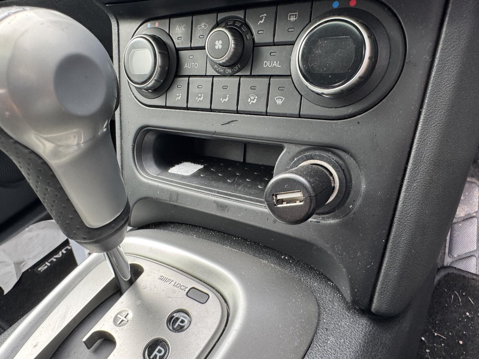 View NISSAN DUALIS 2011 5 Door Station Wagon Breaking