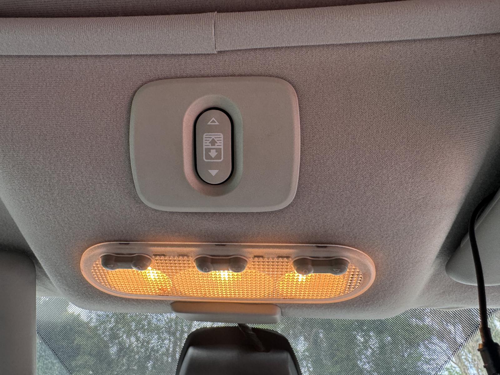 View NISSAN DUALIS 2011 5 Door Station Wagon Breaking