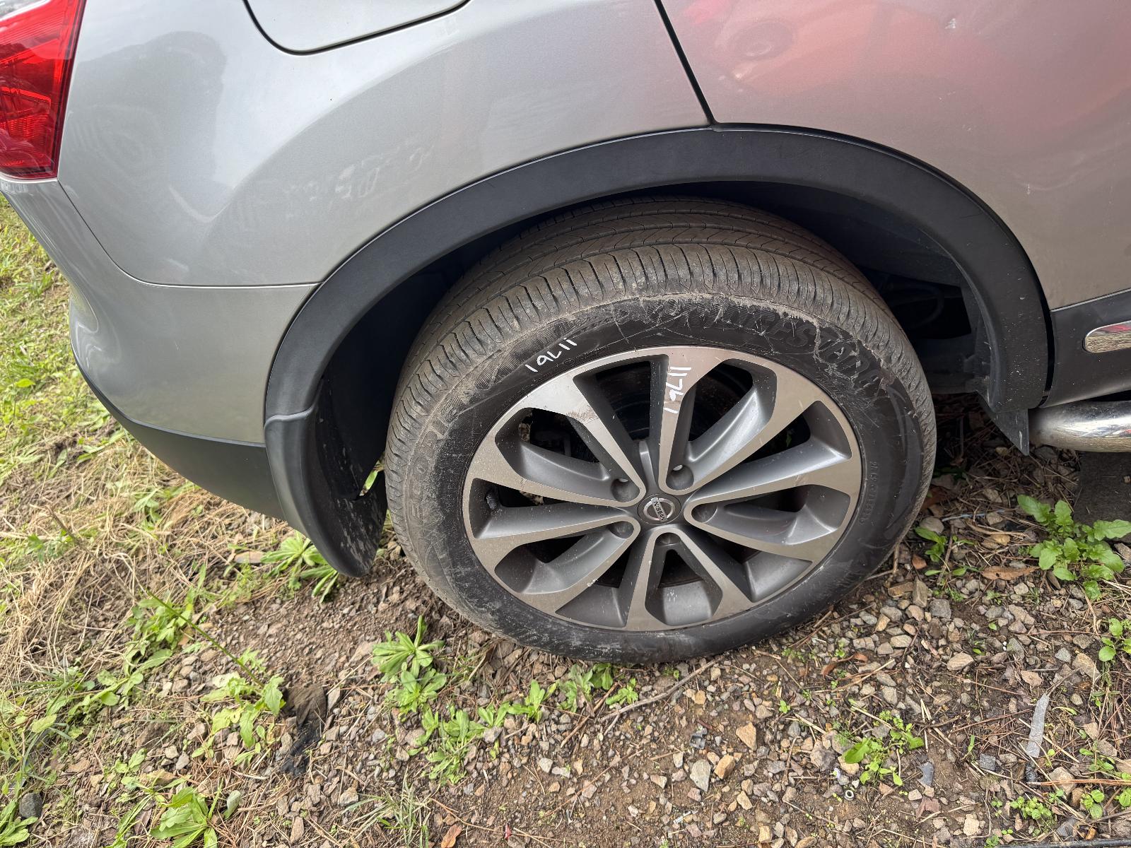 View NISSAN DUALIS 2011 5 Door Station Wagon Breaking