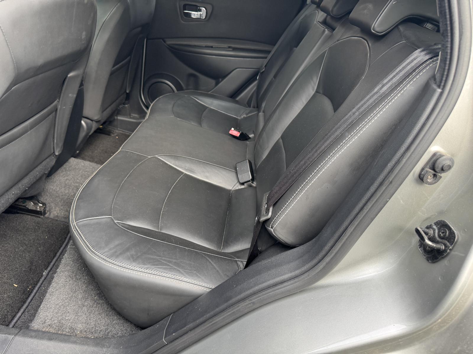 View NISSAN DUALIS 2011 5 Door Station Wagon Breaking