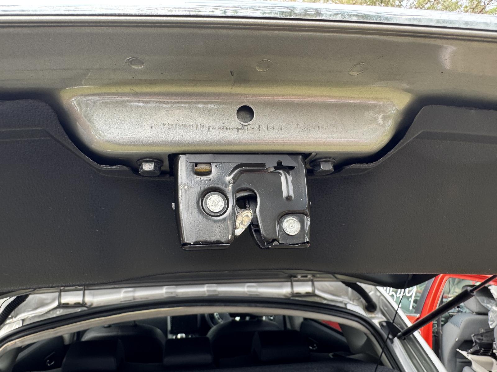 View NISSAN DUALIS 2011 5 Door Station Wagon Breaking