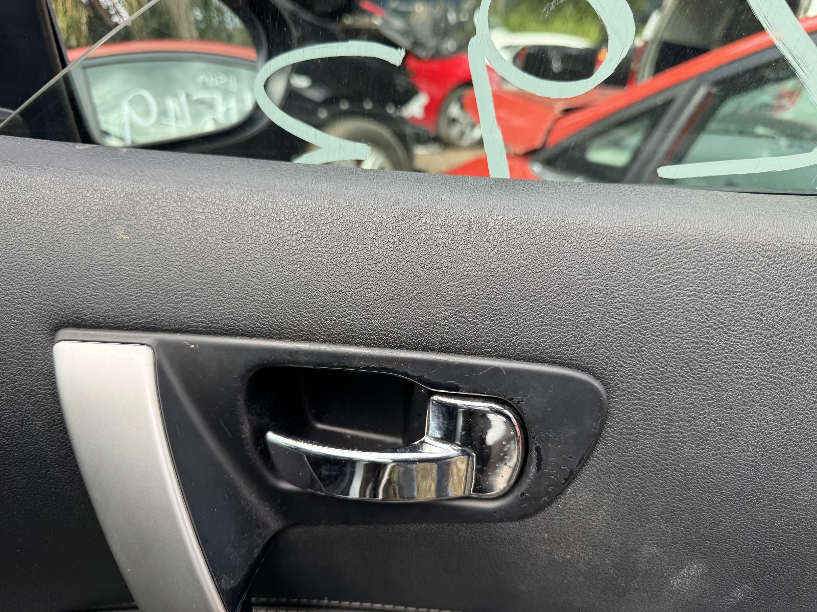 View NISSAN DUALIS 2011 5 Door Station Wagon Breaking