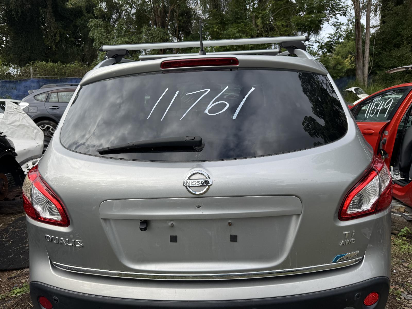 View NISSAN DUALIS 2011 5 Door Station Wagon Breaking