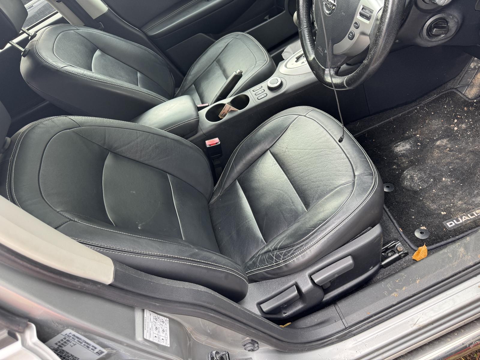 View NISSAN DUALIS 2011 5 Door Station Wagon Breaking