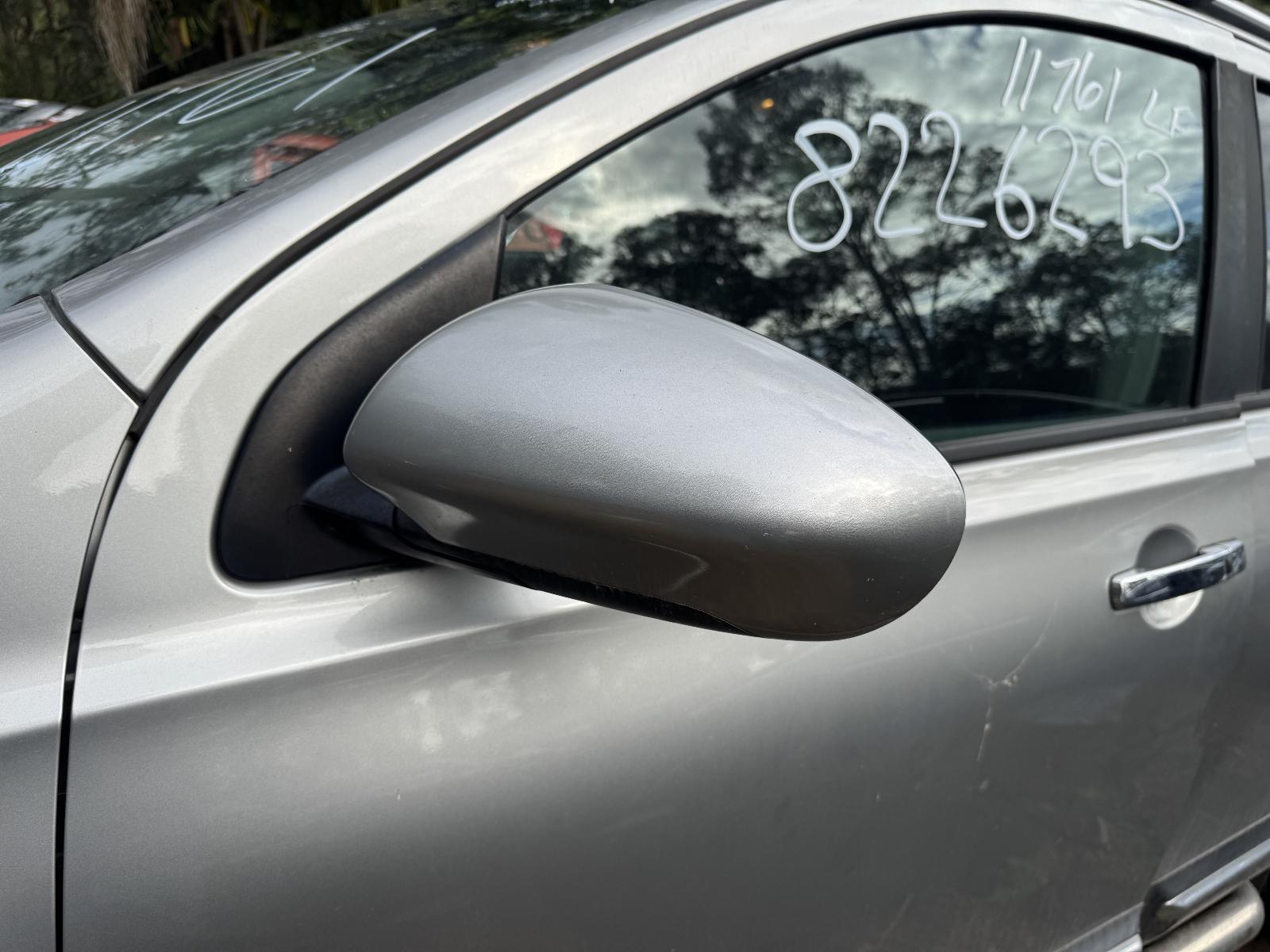 View NISSAN DUALIS 2011 5 Door Station Wagon Breaking