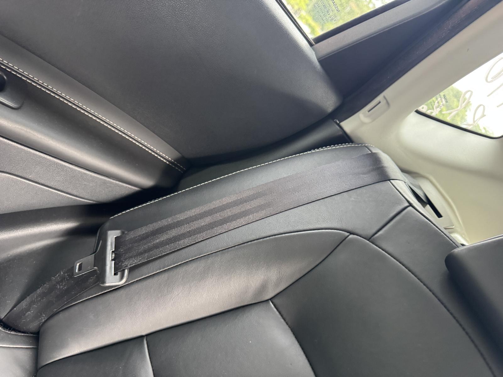 View NISSAN DUALIS 2011 5 Door Station Wagon Breaking