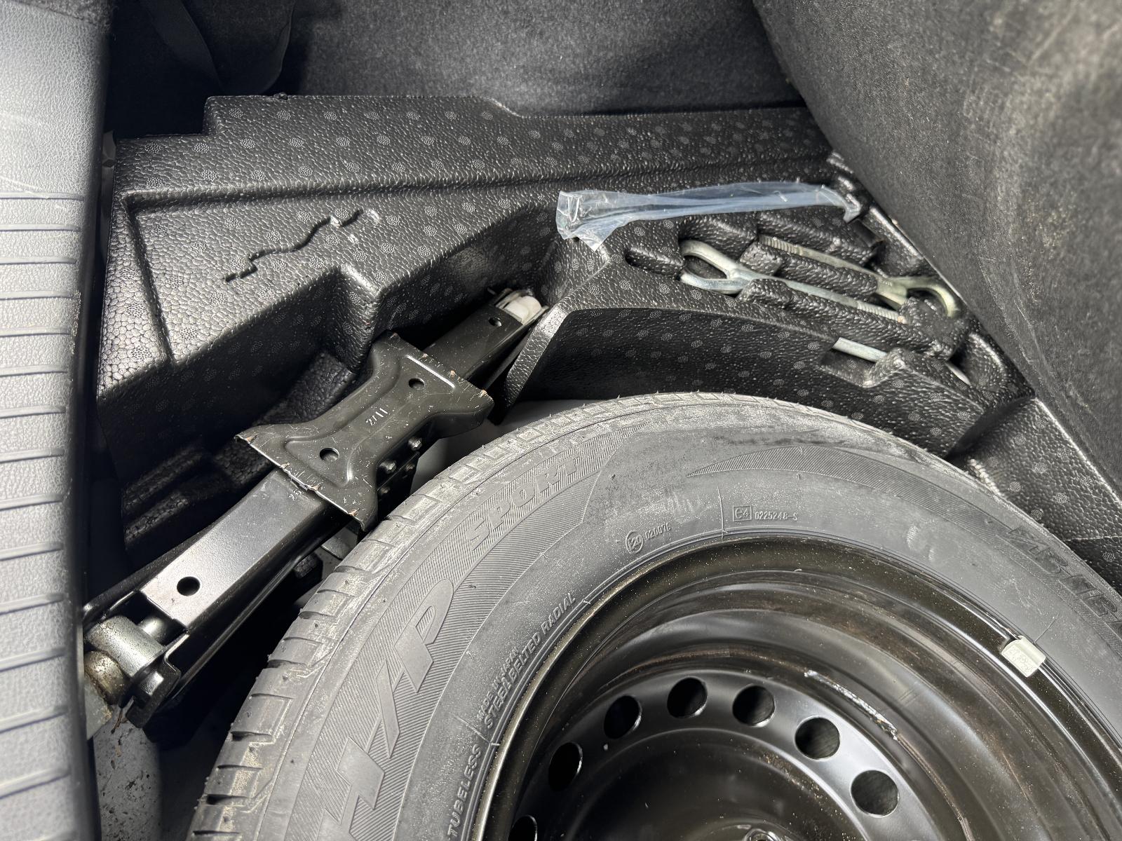 View NISSAN DUALIS 2011 5 Door Station Wagon Breaking
