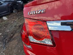 View HOLDEN CRUZE 2016 4 Door Sedan Breaking