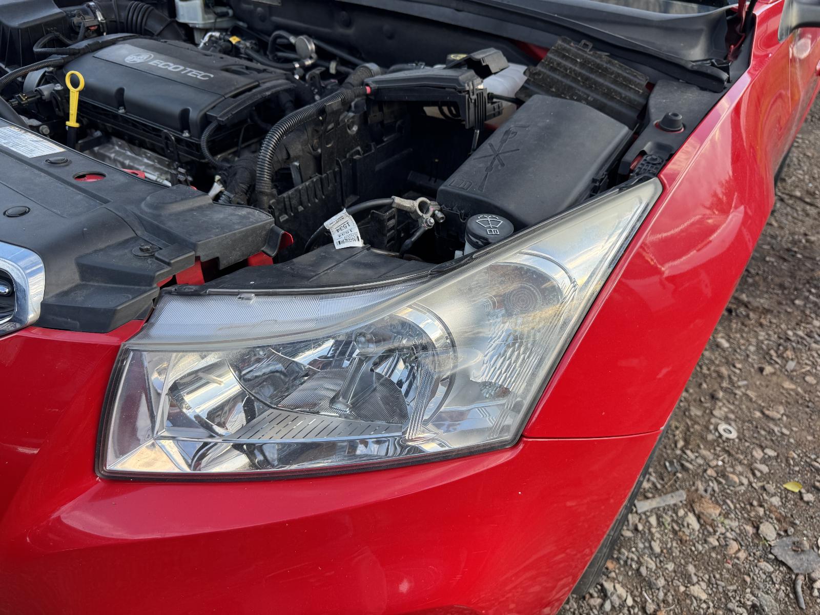 View HOLDEN CRUZE 2016 4 Door Sedan Breaking