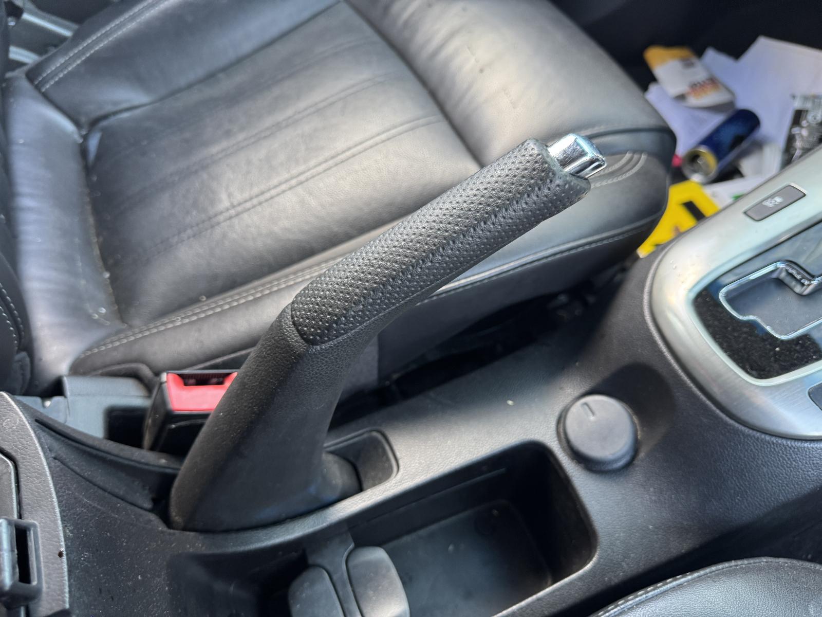 View HOLDEN CRUZE 2016 4 Door Sedan Breaking