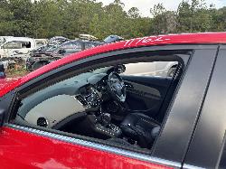 View HOLDEN CRUZE 2016 4 Door Sedan Breaking