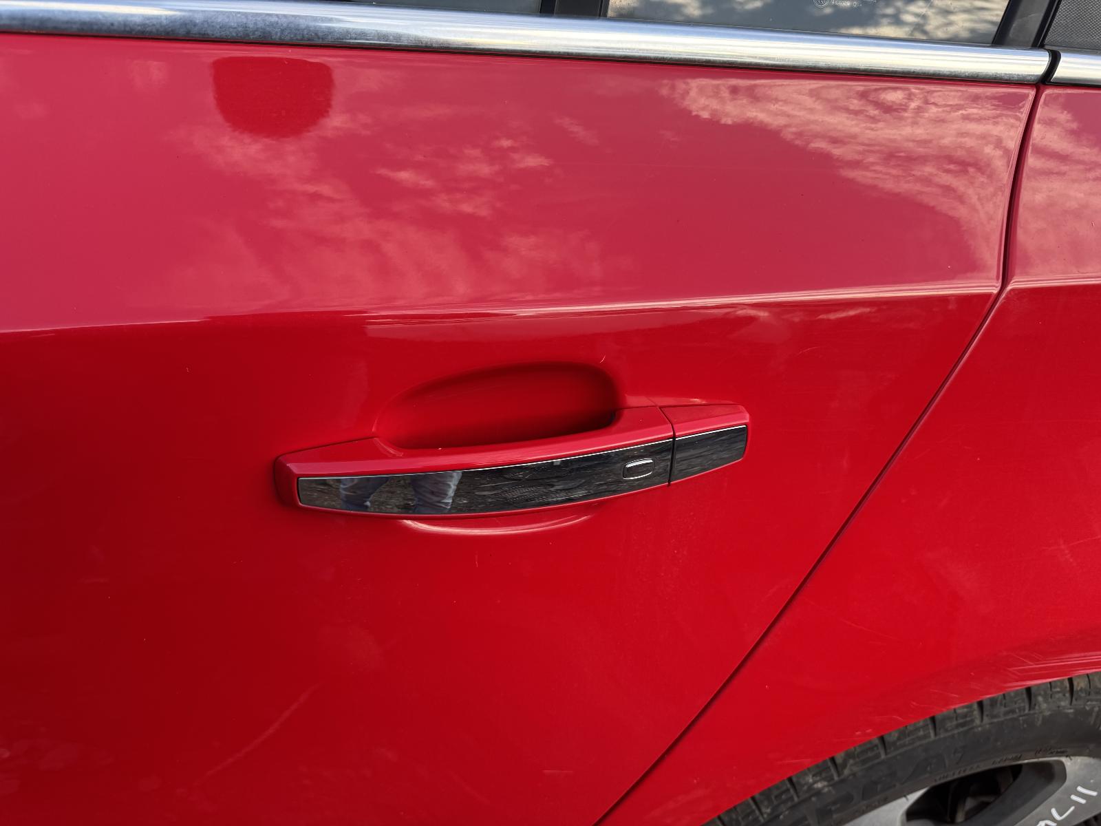 View HOLDEN CRUZE 2016 4 Door Sedan Breaking