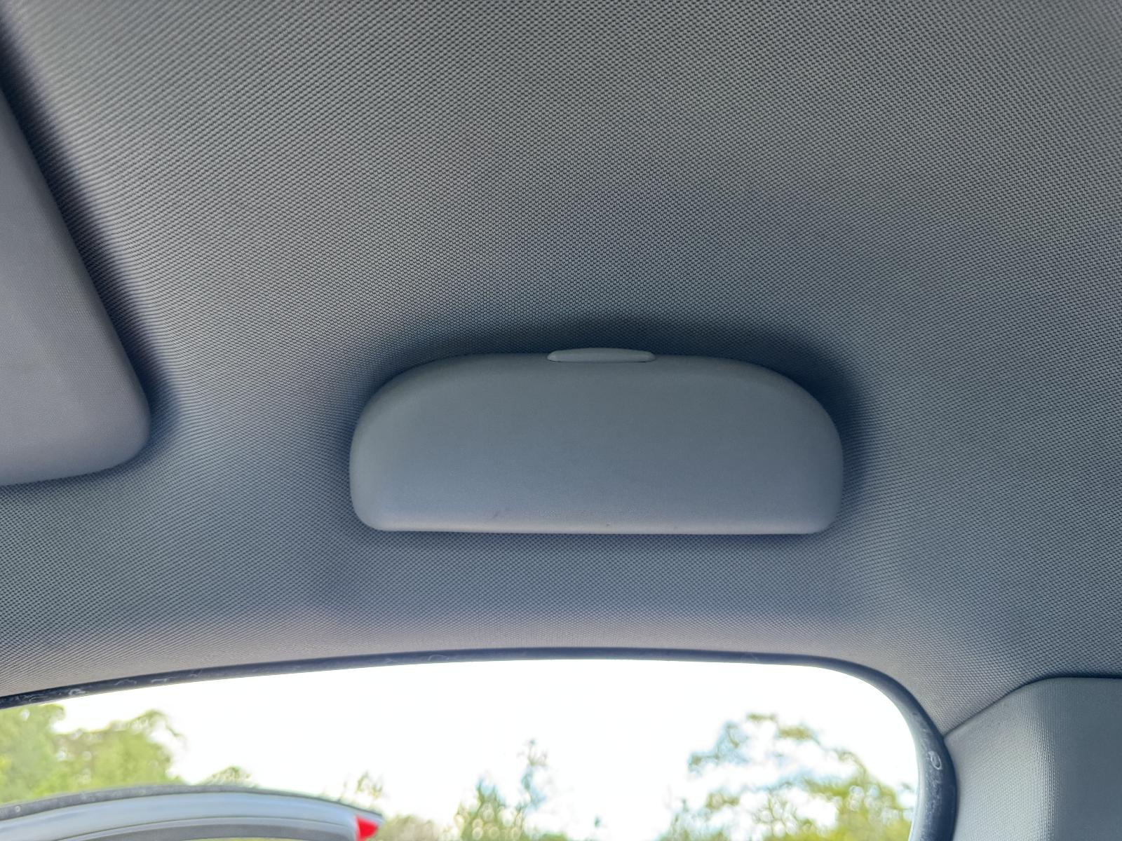 View HOLDEN CRUZE 2016 4 Door Sedan Breaking
