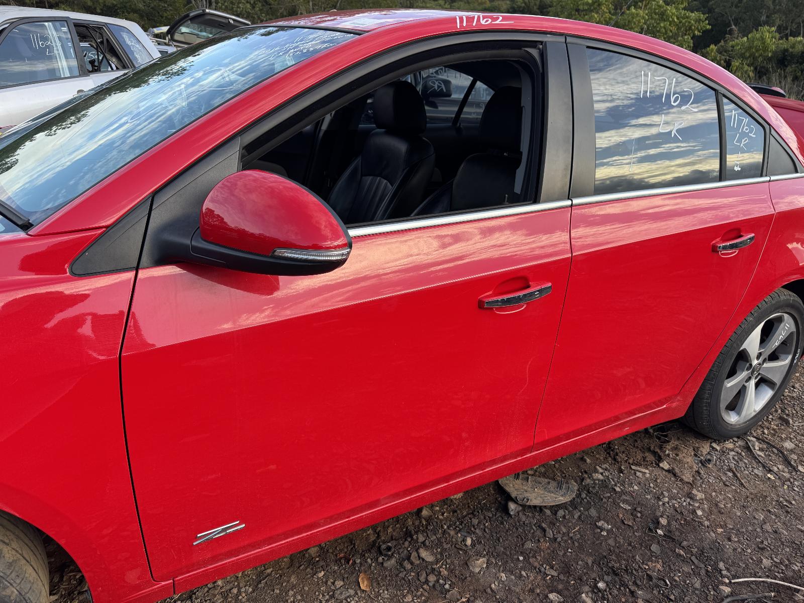 View HOLDEN CRUZE 2016 4 Door Sedan Breaking