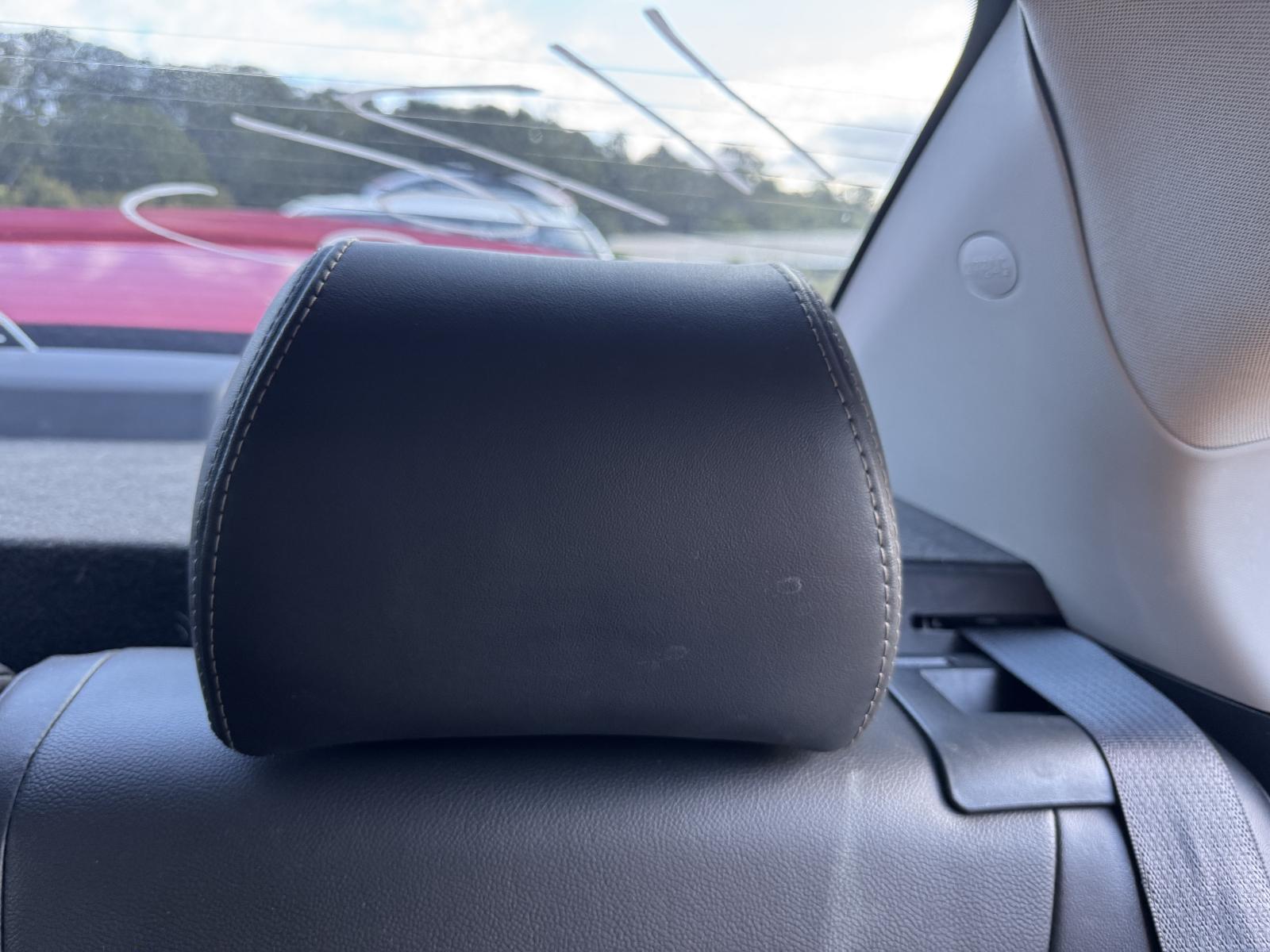 View HOLDEN CRUZE 2016 4 Door Sedan Breaking