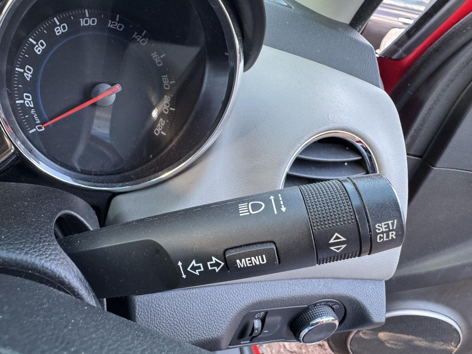 View HOLDEN CRUZE 2016 4 Door Sedan Breaking