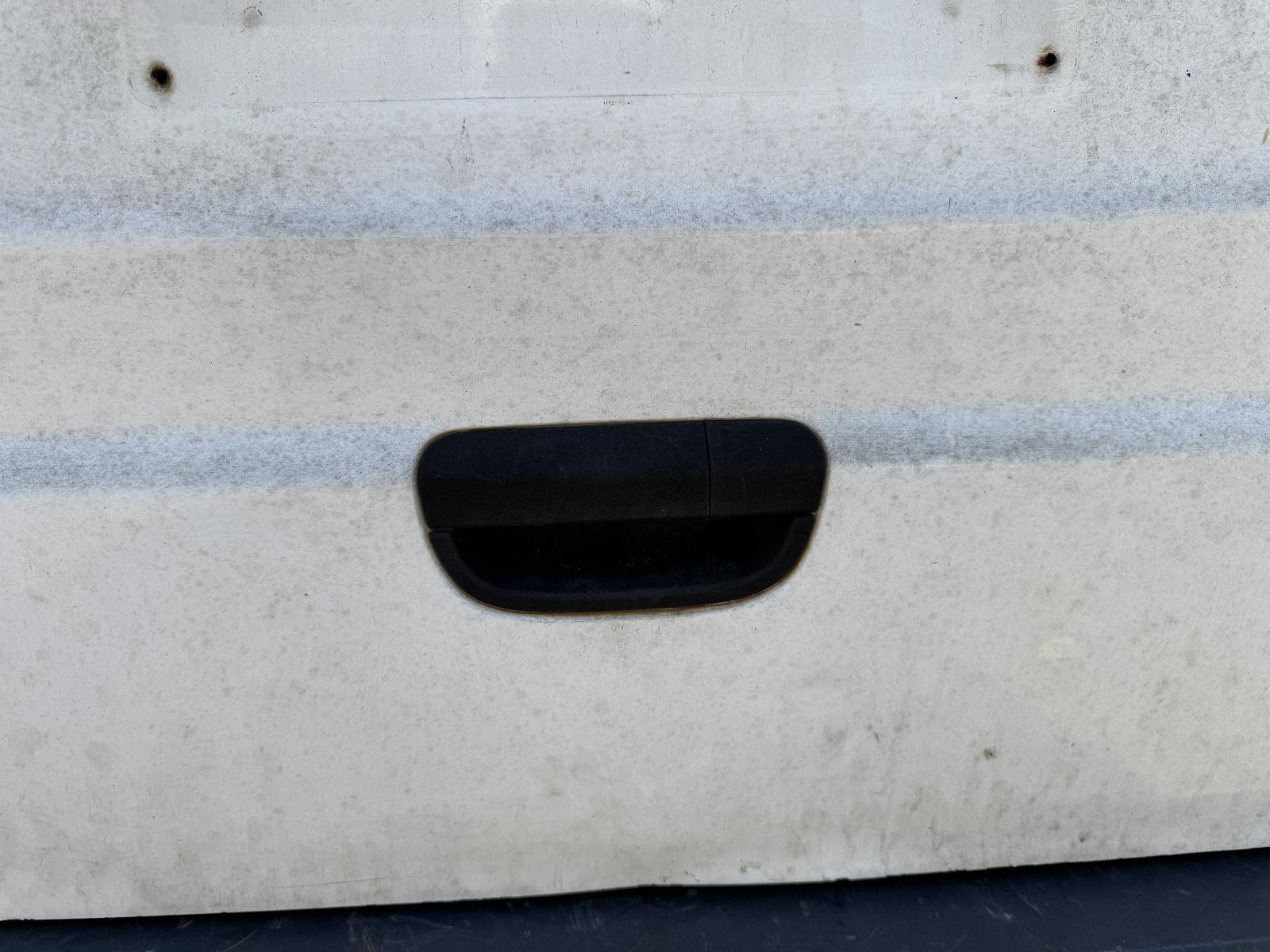 View MERCEDES VITO 2013 2 Door Van Breaking