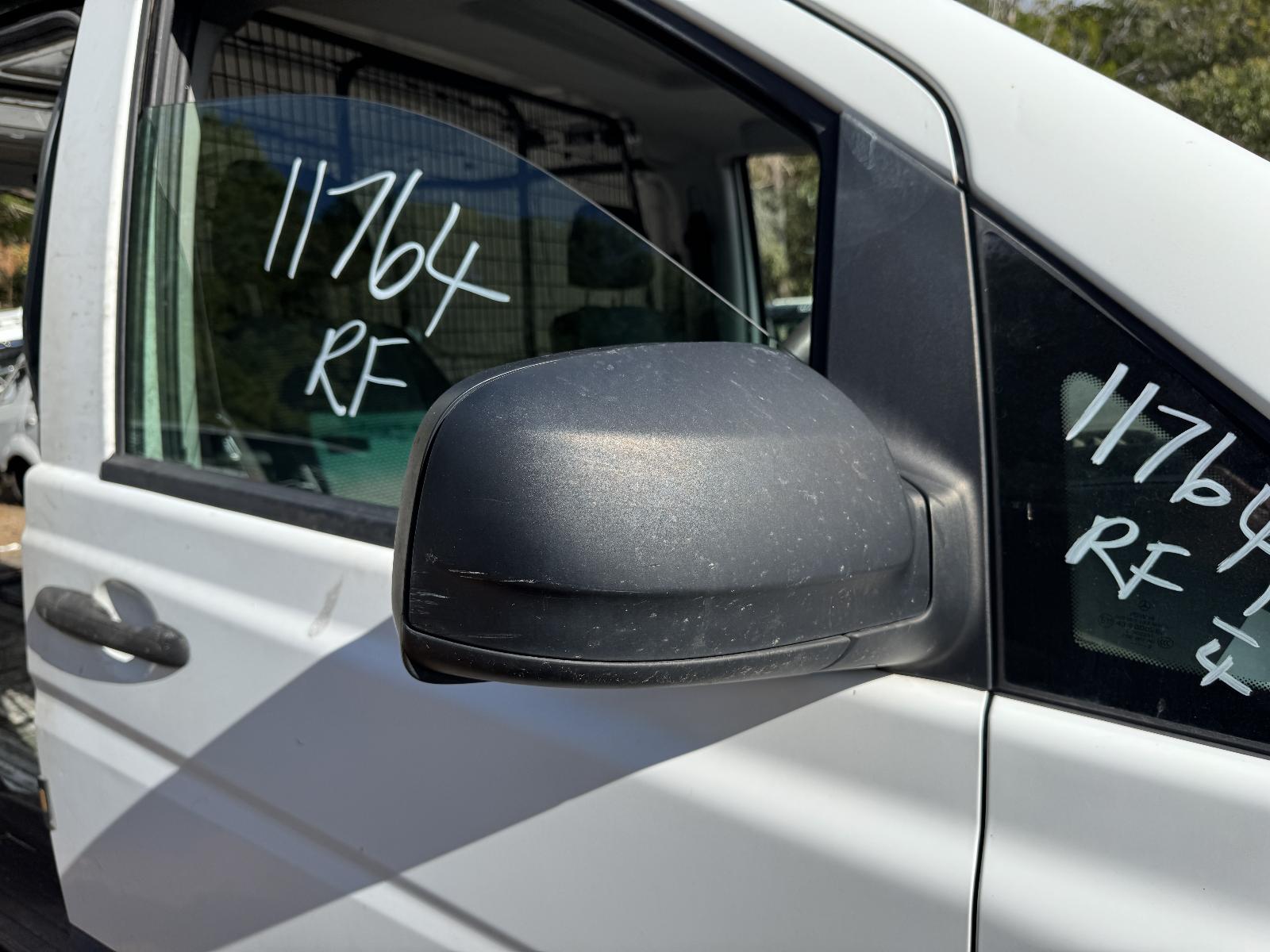 View MERCEDES VITO 2013 2 Door Van Breaking