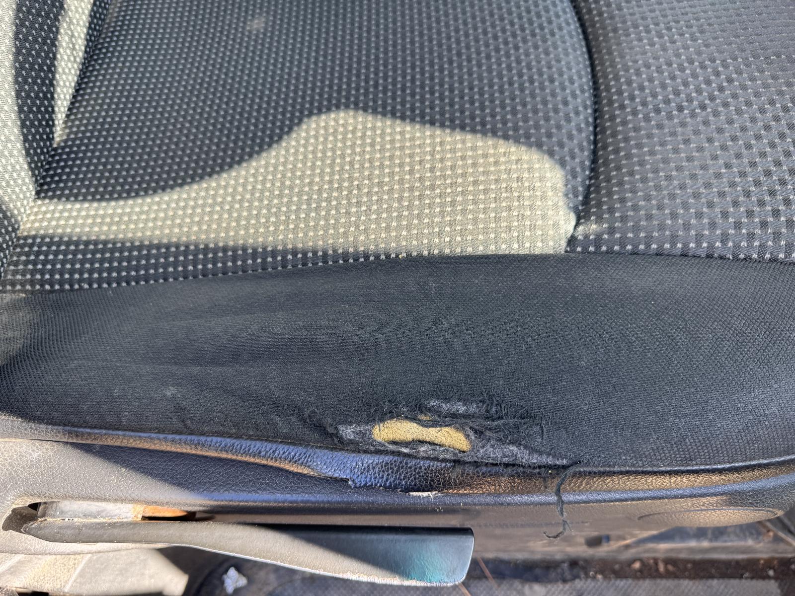View MERCEDES VITO 2013 2 Door Van Breaking