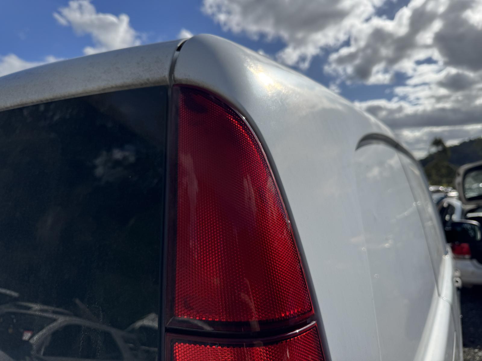 View MERCEDES VITO 2013 2 Door Van Breaking