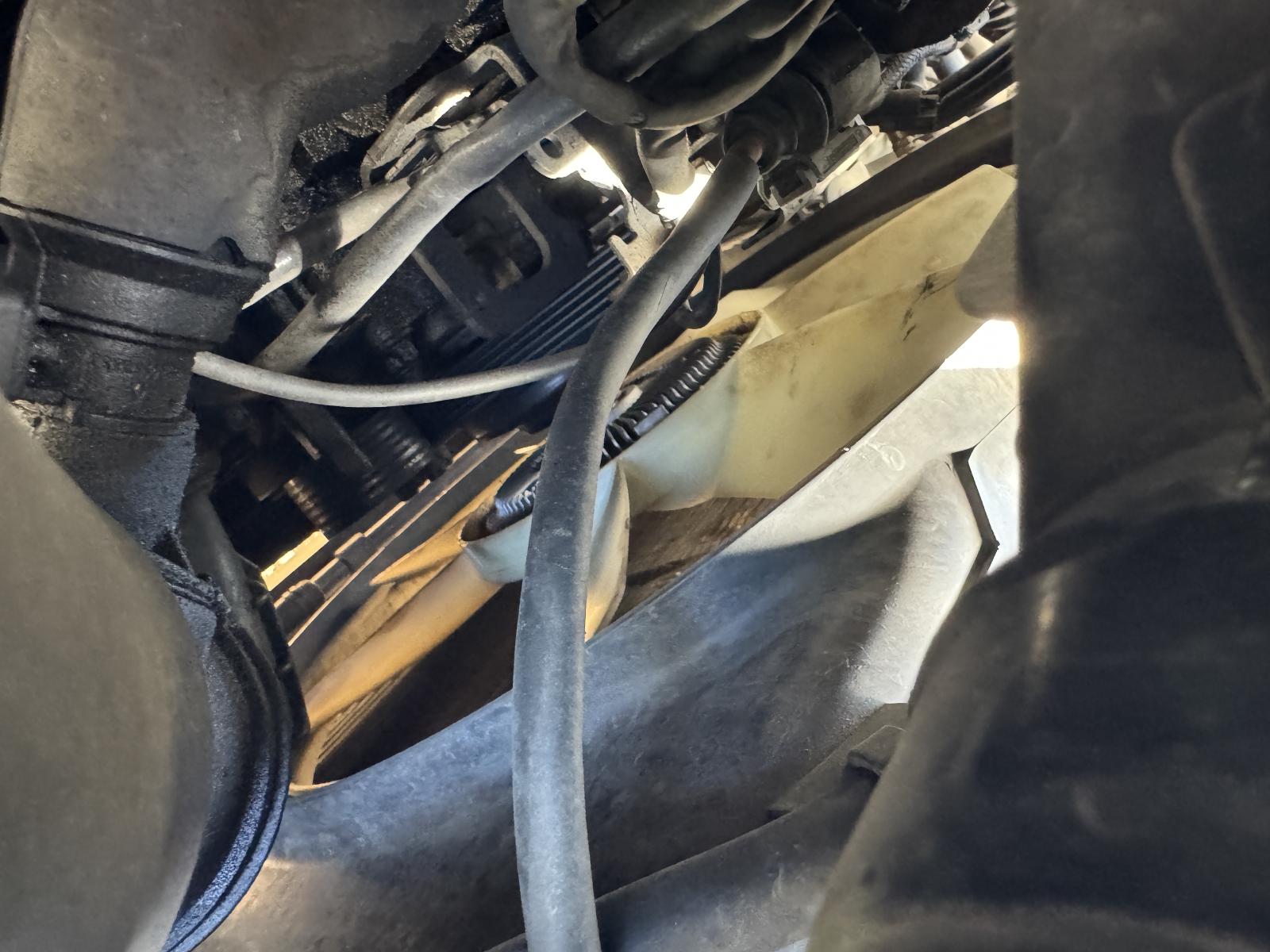 View MERCEDES VITO 2013 2 Door Van Breaking
