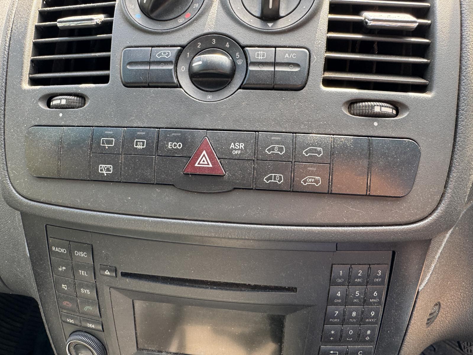 View MERCEDES VITO 2013 2 Door Van Breaking