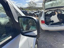 View MERCEDES VITO 2013 2 Door Van Breaking