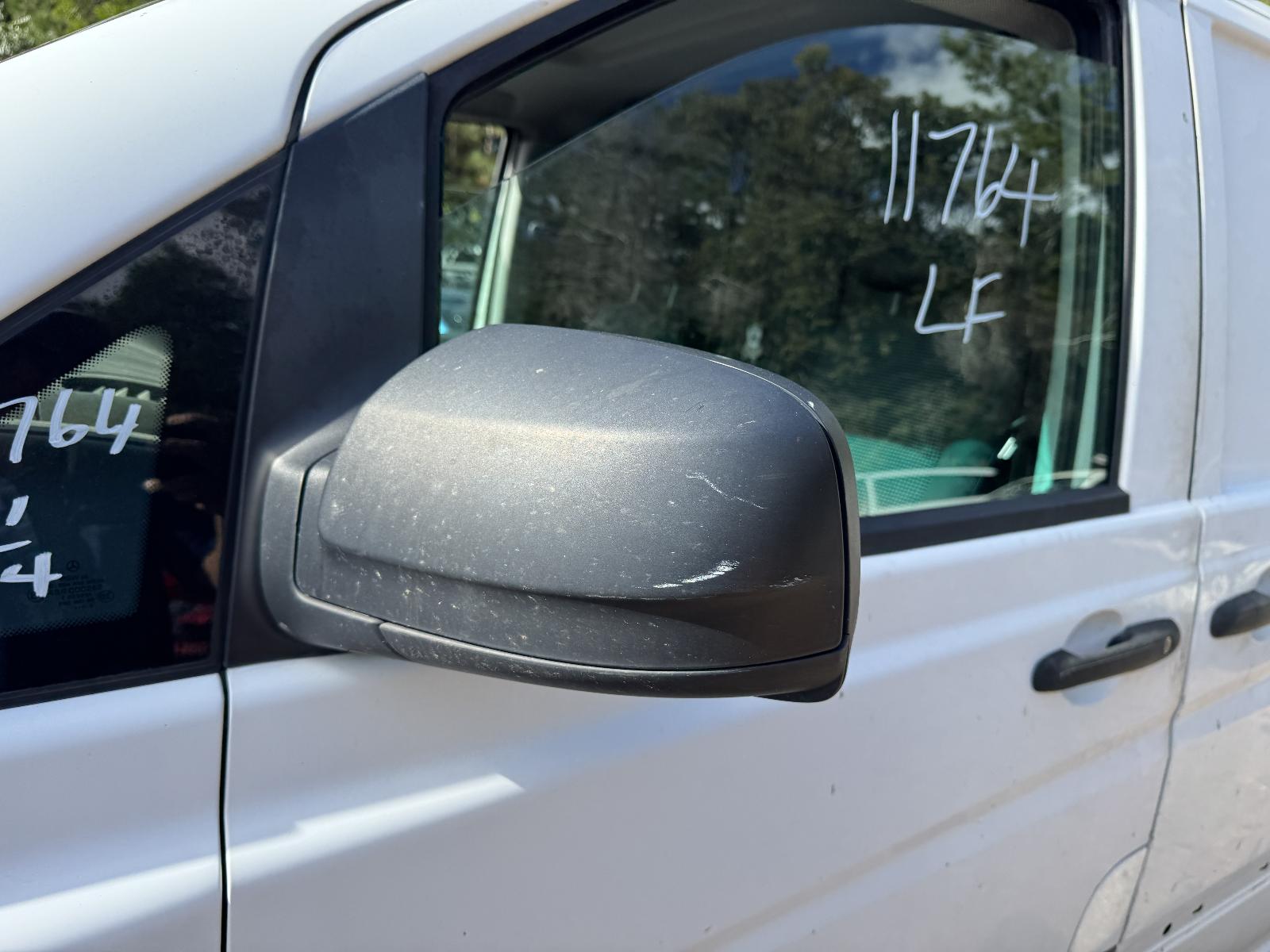 View MERCEDES VITO 2013 2 Door Van Breaking