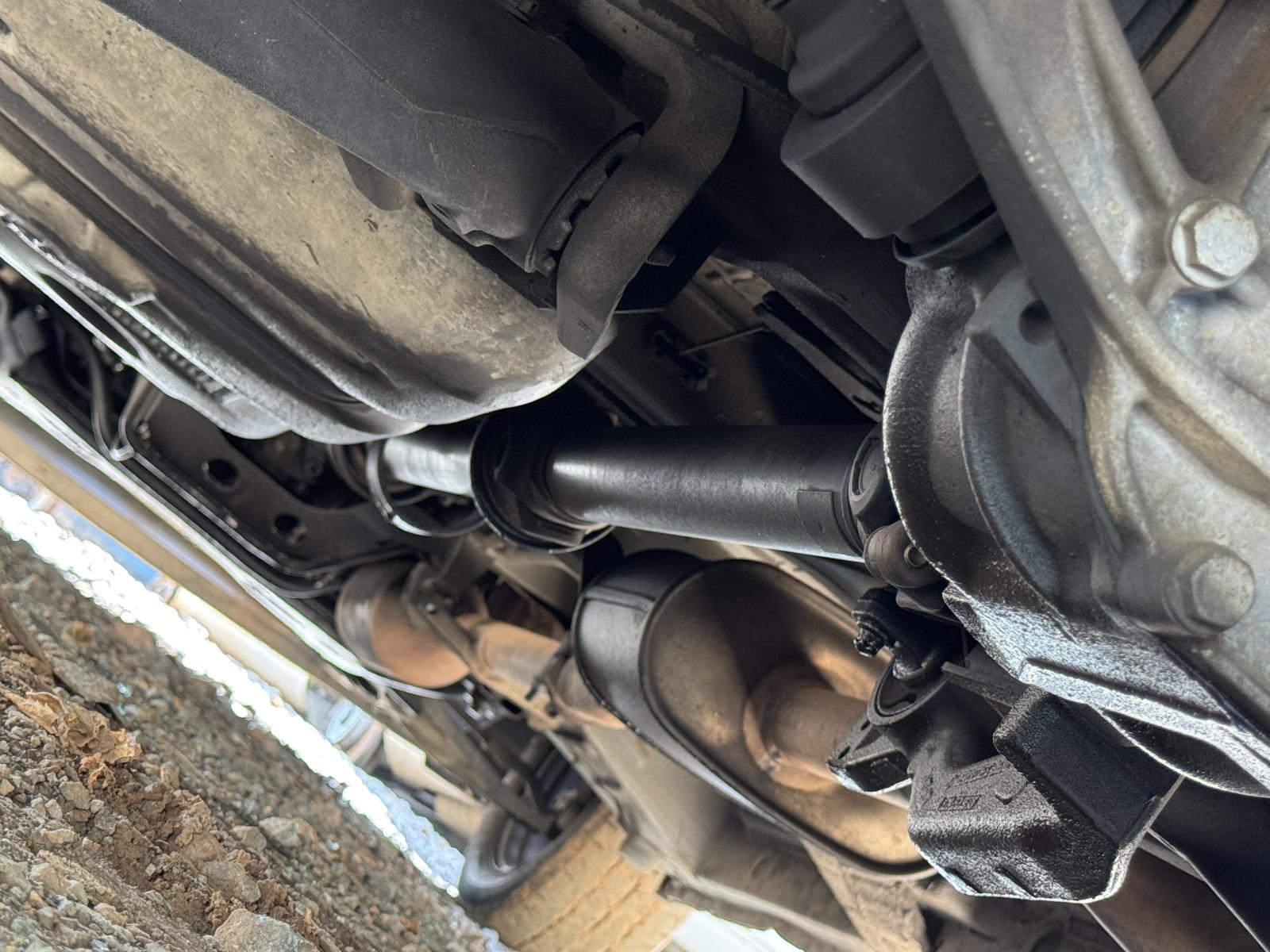View MERCEDES VITO 2013 2 Door Van Breaking