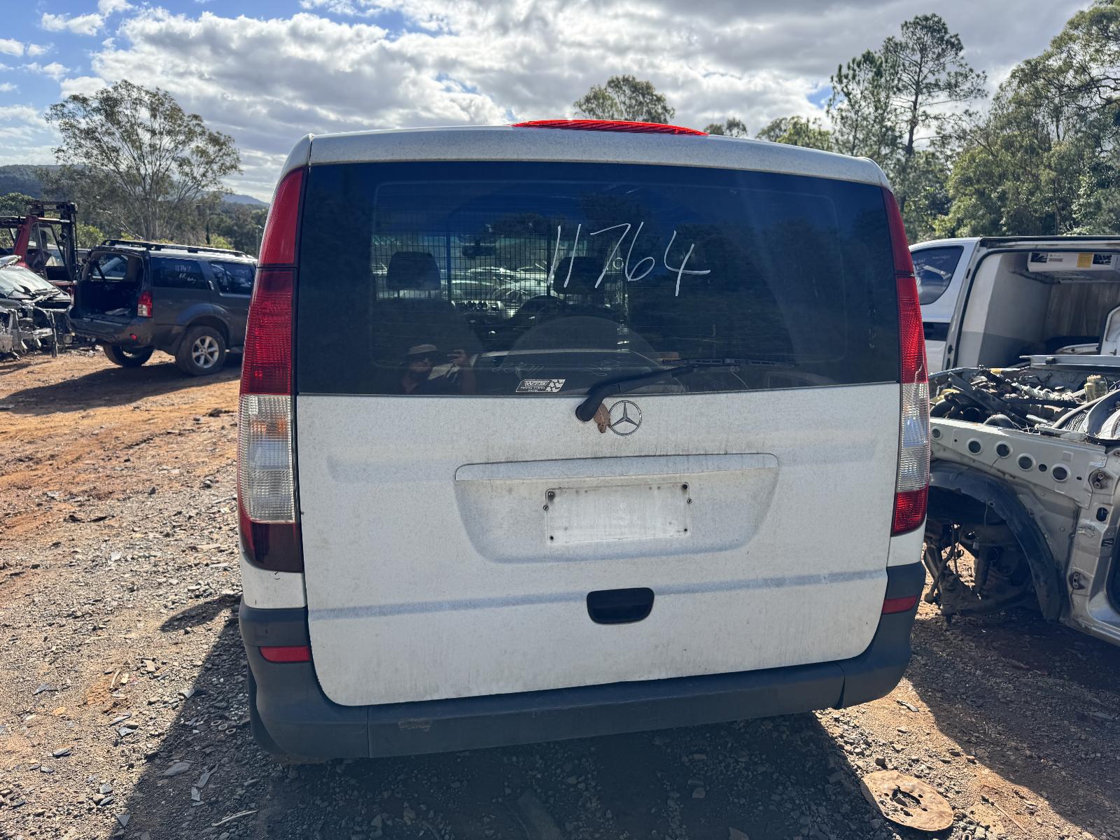 View MERCEDES VITO 2013 2 Door Van Breaking