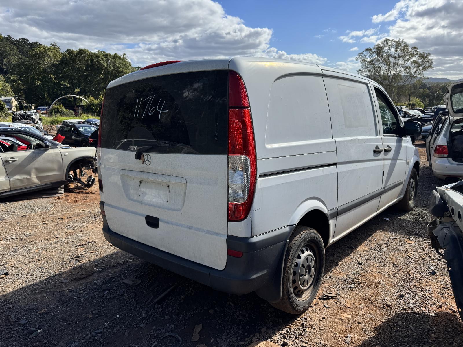View MERCEDES VITO 2013 2 Door Van Breaking