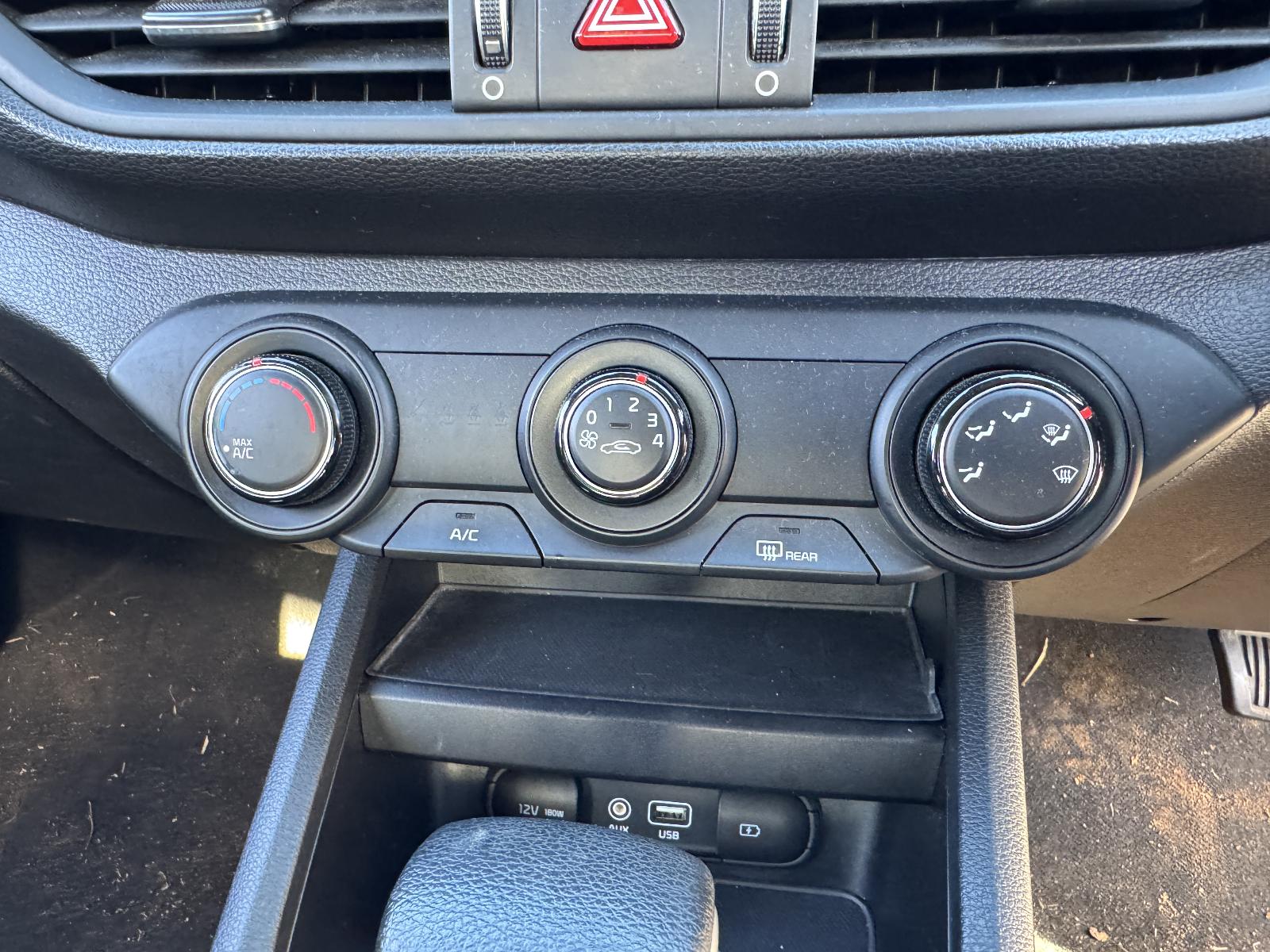 View KIA CERATO 2020 4 Door Sedan Breaking